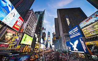 广告传媒行业转型众生相：一场“围城”的游戏