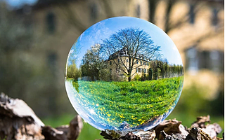 原创 房地产和股票相比,哪一种是更优质的投资品种?