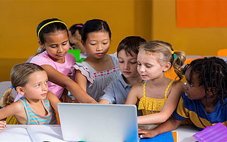 從出版物到有聲故事、動畫、電影，初創企業想進入少兒IP賽道還有多少機會？