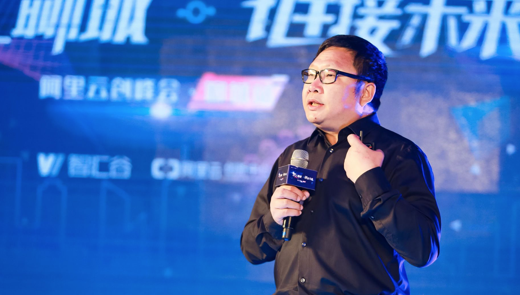 创业怕就怕找到一个扶手电梯是往下的