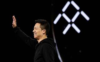 【虎嗅早报】贾跃亭辞任法拉第未来CEO；ZAO回应:不会存储面部识别特征信息