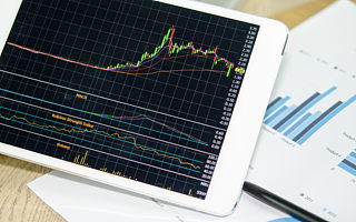 “美版釘釘”虧損擴大股價狂跌13%，Slack神話即將破滅？