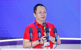 360周鸿祎：不能让传统制造业在智能化转型中“裸奔”