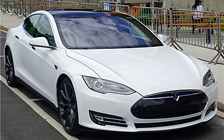 特斯拉占据超七成的美国电动汽车市场份额