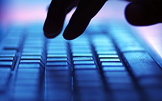 李笑来、真格基金持股区块链公司被查封，或因数据买卖