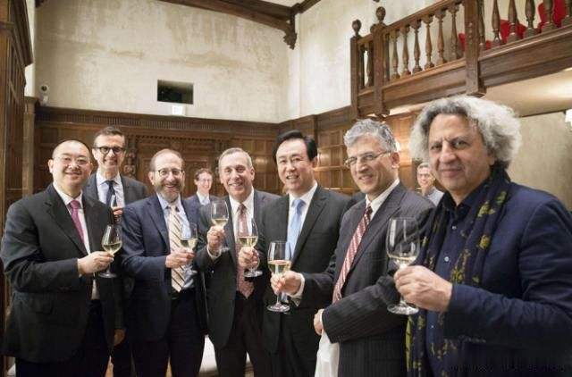 许家印德国宴请60车企：欲合作研发