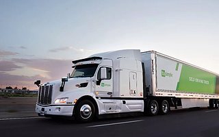 圖森未來(lái)完成 2.15 億美元 D 輪融資，將繼續(xù)拓展無(wú)人駕駛運(yùn)輸服務(wù)