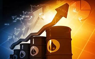 全球最大石油加工厂、沙特第二油田同日受袭击起火！国际油市全线大涨，势头还能持续多久？