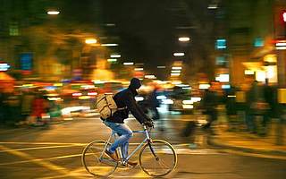 他们在10亿下沉市场“捞流量”：从信息平台切入 低买高卖流量 抽成30%