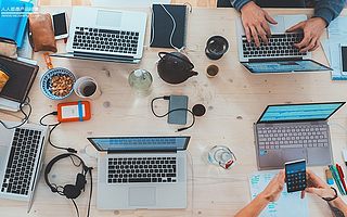 转型教育的互联网公司，那些必须掉过的坑