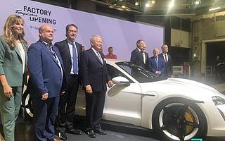 保时捷的“工业新生”：一份4.0版制造与产品思维的德国案例