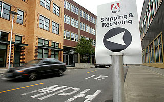 都是做P图发家的，为何1个Adobe强过136个美图？