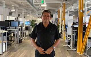 FF 新任CEO毕福康：贾跃亭真的放手了，FF 会融到钱的