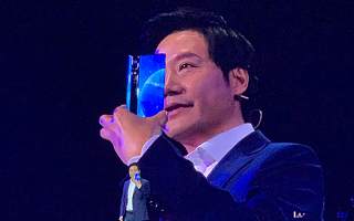 雷軍:2年砸出5億元人民幣打造環(huán)繞屏MIX Alpha