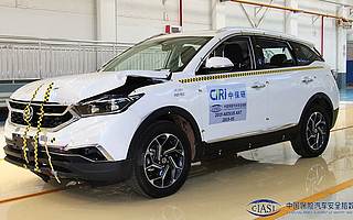 东风风神AX7中保研碰撞排名垫底 车内外人员安全指数差