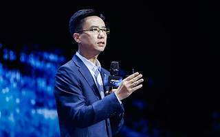 螞蟻金服總裁胡曉明:區(qū)塊鏈技術(shù)是金融技術(shù)信任的基礎(chǔ)設(shè)施