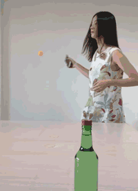 凭“杂耍”抖音圈粉700万+，这位“女侠”有多野？