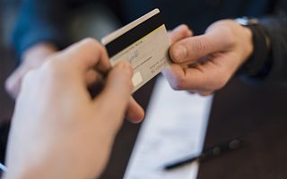 信用卡拐点已至，行业进入存量时代？