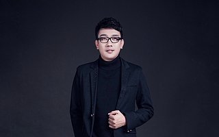 3年前被骗5万写BP 如今已融3轮：他的旅拍平台用户100万 覆盖17城