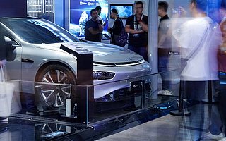 小鹏P7，拿什么给“智能化”加码？