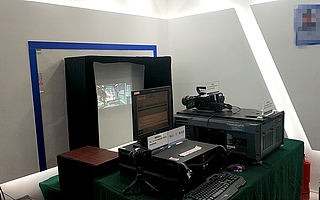 《我和我的祖國》《攀登者》《中國機(jī)長》首映 阿里AI打假阻擊盜版電影