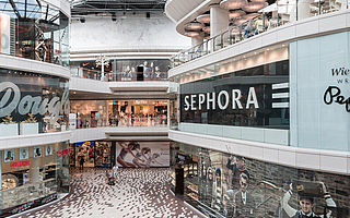 百货入冬 银泰回春