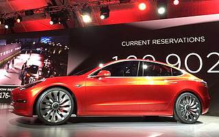 特斯拉 2019 年 Q3 交付量創(chuàng)紀(jì)錄但不及預(yù)期