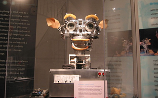 幾乎沒有人認為阿西莫夫的機器人三定律可以起到作用？