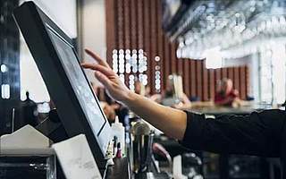 旅游太火爆，訂房人太多，逼得平臺系統(tǒng)都崩了？