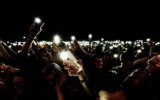 2020年，谁还在中国卖手机？