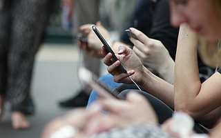 5G手机为何卖不动？