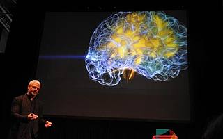 Facebook正在關(guān)注腦機(jī)接口非侵入式VR/AR技術(shù)