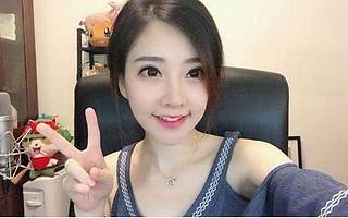 冯提莫宣布与斗鱼合约到期：直播暂停