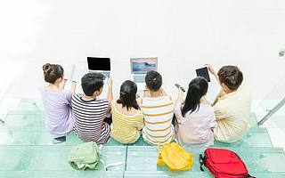 创业者困于“00后”社交