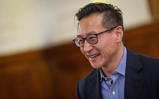 蔡崇信的敦刻尔克时刻