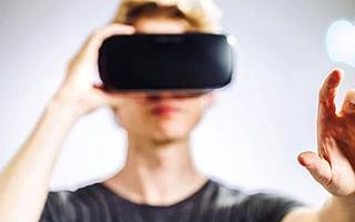 【動點播報】蘋果明年將發布 AR 眼鏡，谷歌最早或下周發布 5G 手機