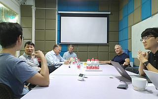 英特尔副总裁拜访普渡科技，高度认可中国送餐机器人