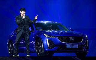 凯迪拉克CT5：不能当继任者