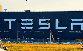 特斯拉最新财报：多快好省，重燃信心