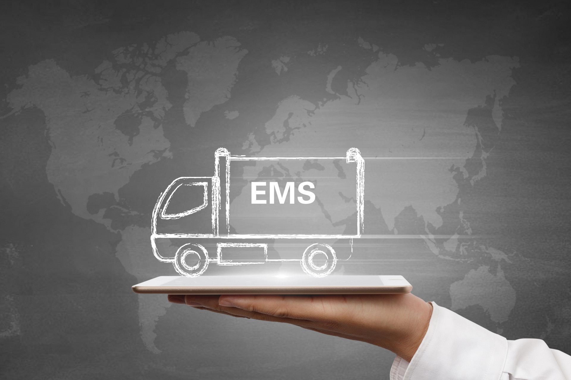 国家邮政局：快递平均单价降至12元　你感受到了吗？