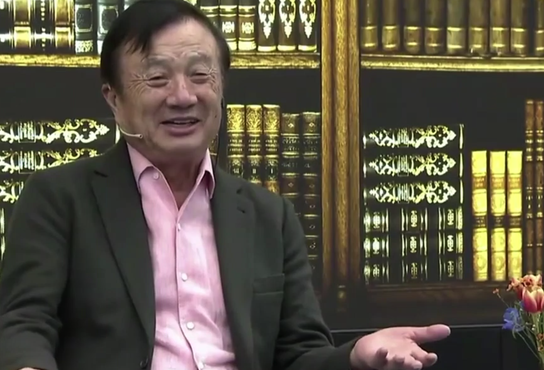 任正非：我们调集了几千科学家组成“还乡团”专补没有谷歌的漏洞