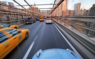 车企们，别再说你们懂这届年轻人