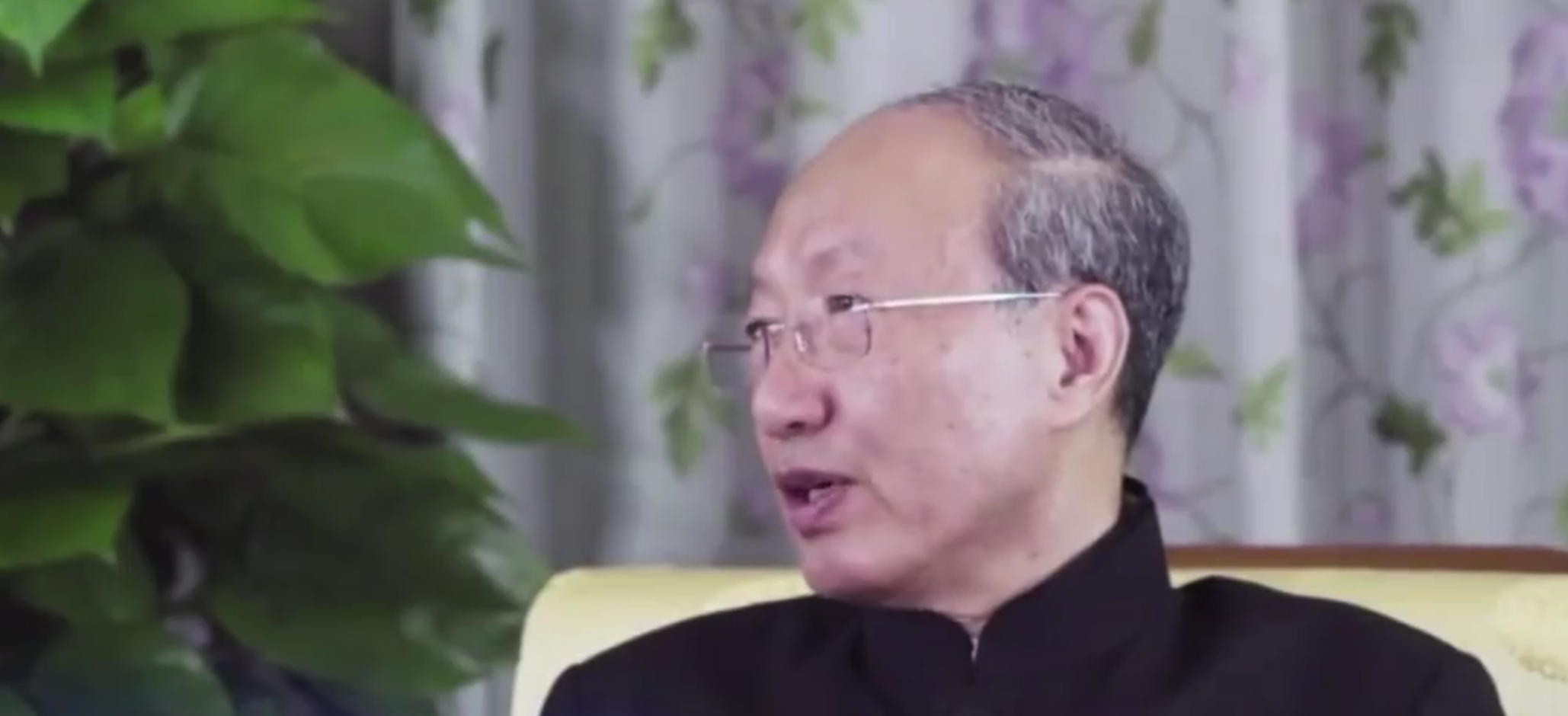 陈峰反思海航危机：卖卖卖出尽洋相