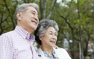 “银发经济”崛起，哪些行业亟待深层掘金？