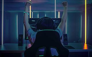 EMOTAI，可以测量脑电波和心率的智能头带