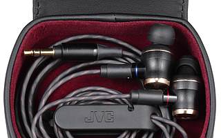 木质振膜黑科技再次进化，JVC推出HA-FW1800耳机 | 钛快讯