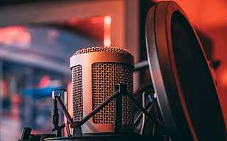 四位网红播客的成长，折射出音频行业十年变迁