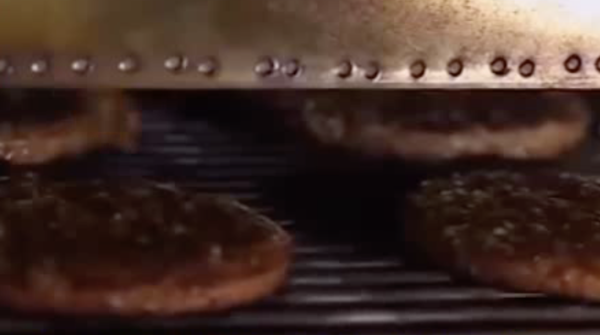 汉堡王被告了：和纯肉汉堡用同一烤架，汉堡王植物肉汉堡被指受污染