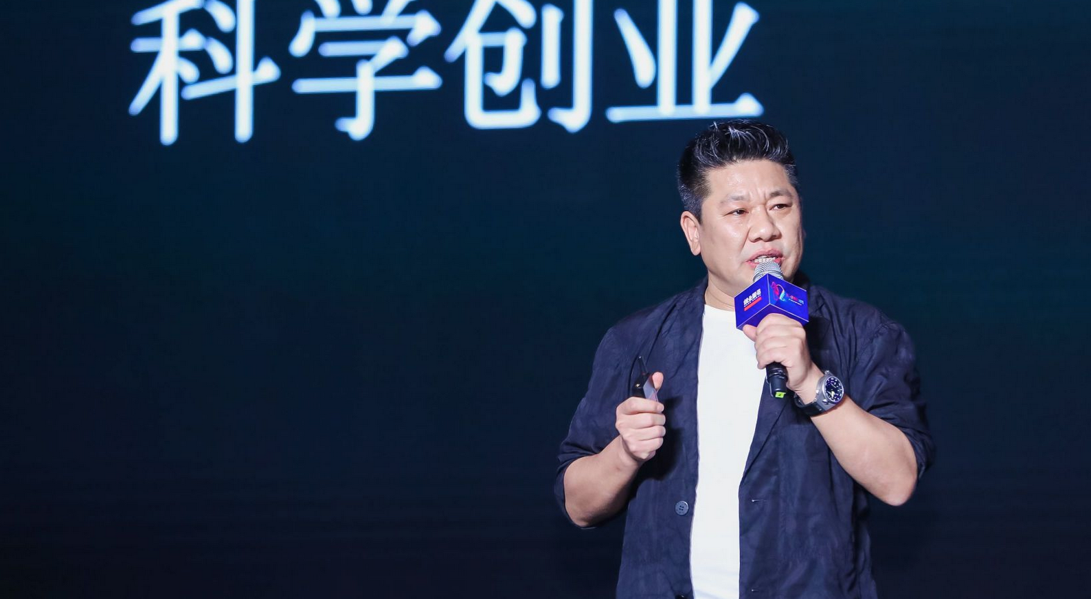 小罐茶杜国楹：商业世界不断颠覆的只是表现形式　而人性和商业的本质从未改变