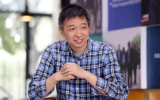 王堅：院士，騙子，怪咖